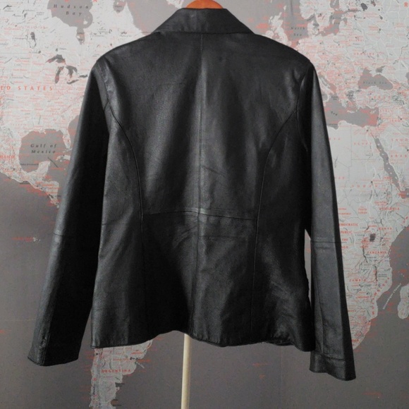 PB MARTIN GENUINE LEATHER JACKET WOMEN LARGE. - Picture 4 of 8
